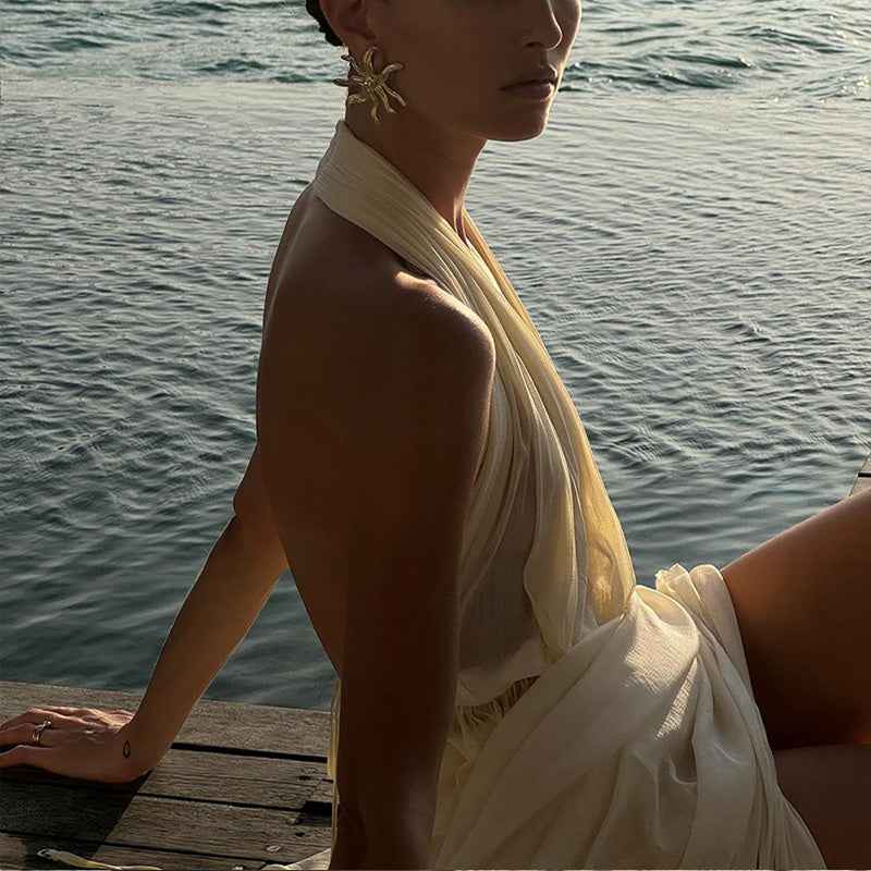 Vestido Longo Branco de Tule Plissado com Decote Profundo Transpassado – Chapdelaine VIEUX OFICIAL