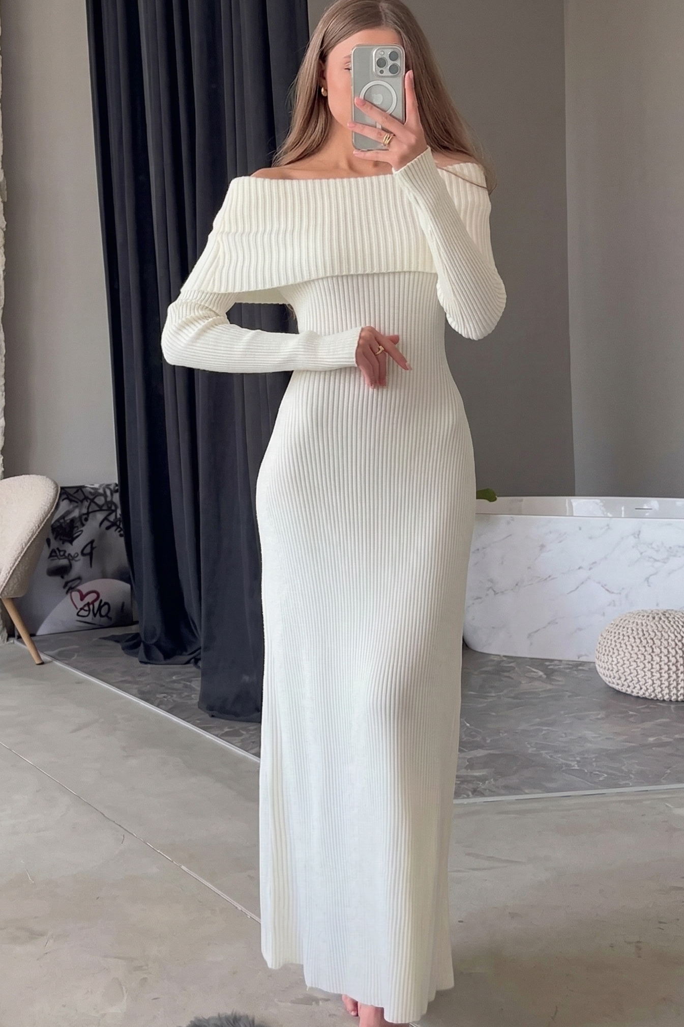 Vestido Longo de Tricô Canelado Ombro a Ombro Manga Longa – Zélie