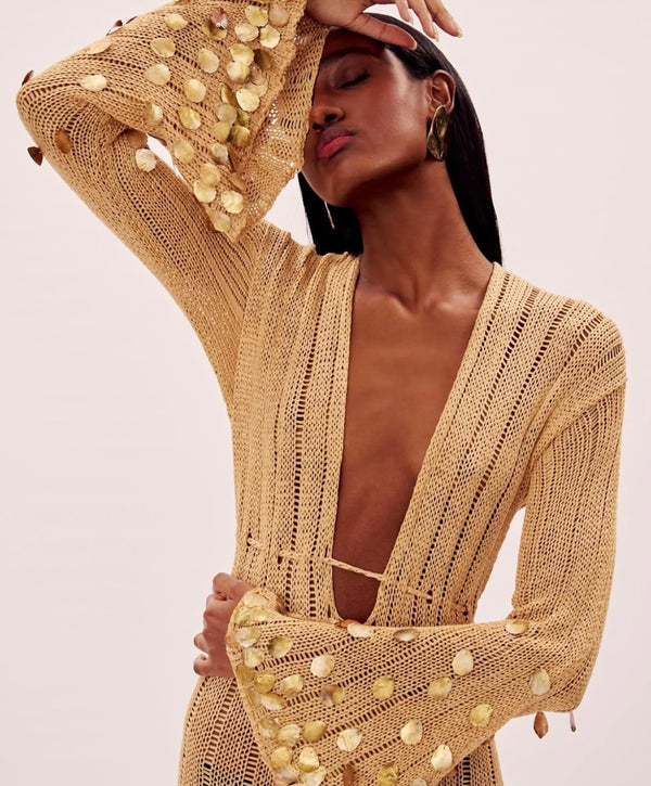 Vestido Longo de Tricô com Paetês Bordados e Manga Sino – Aura VIEUX OFICIAL