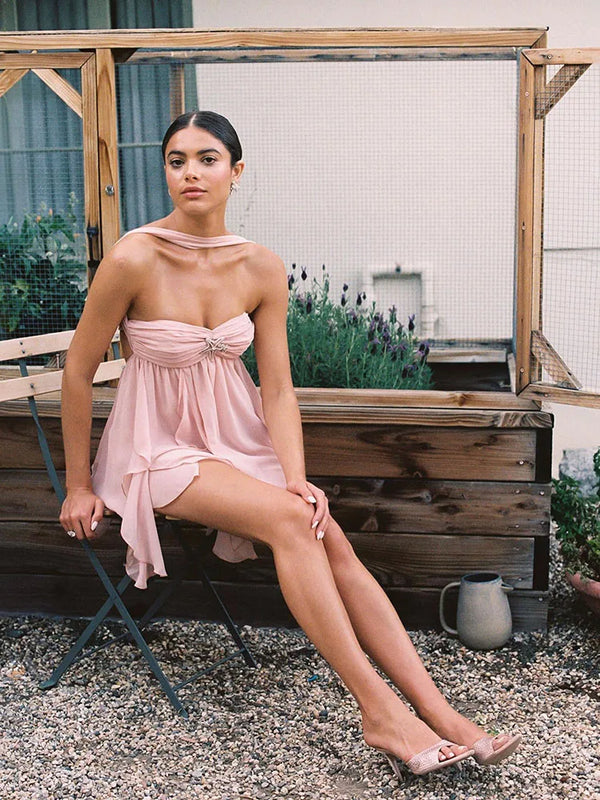 Vestido de Festa Curto de Chiffon Drapeado Tomara que Caia com Detalhe de Estrela de Cristal – Céleste VIEUX OFICIAL
