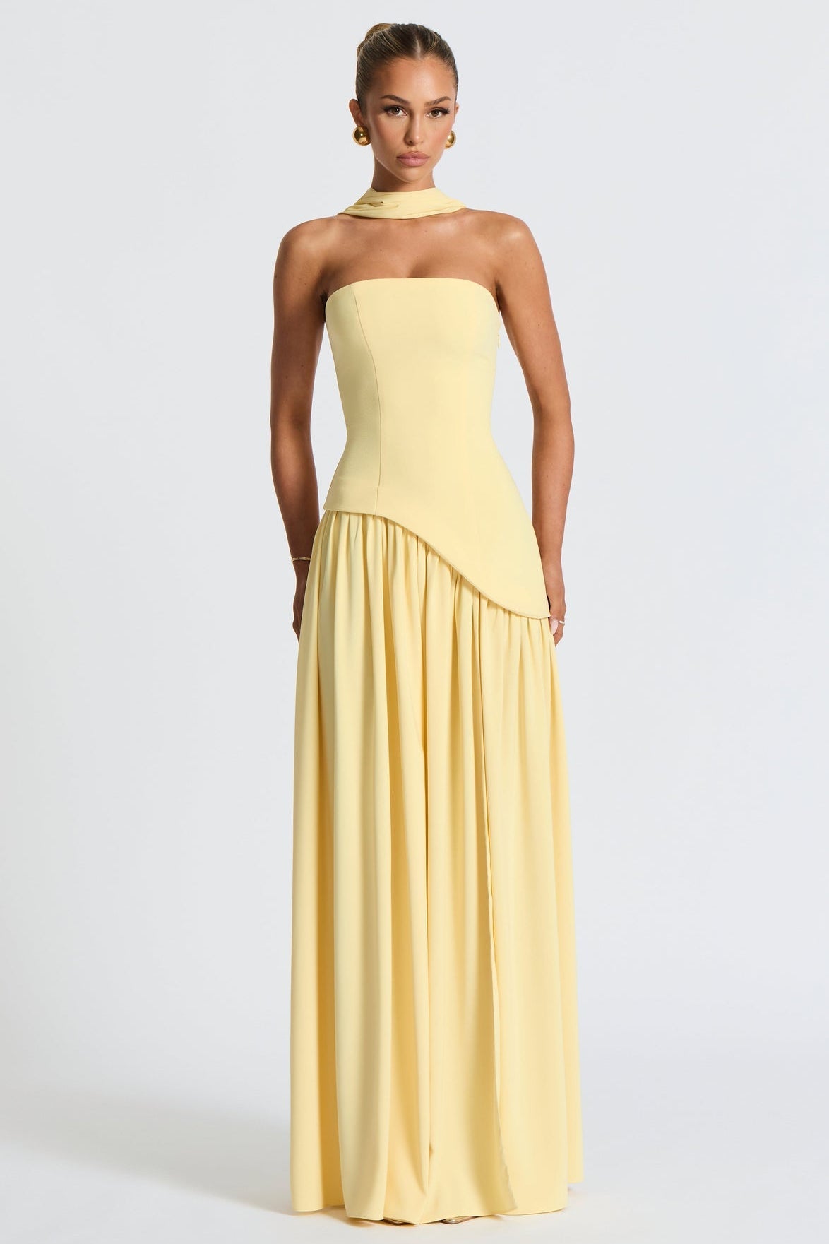 Vestido de Festa Longo Tomara que Caia com Corpete Estruturado e Saia Assimétrica Plissada – Atelier VIEUX OFICIAL 
