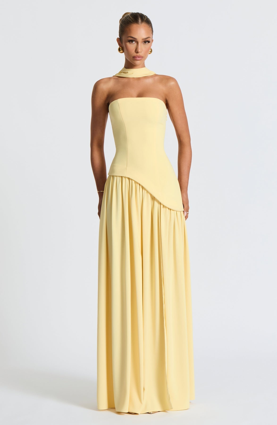 Vestido de Festa Longo Tomara que Caia com Corpete Estruturado e Saia Assimétrica Plissada – Atelier VIEUX OFICIAL 