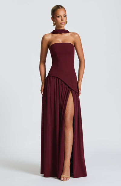 Vestido de Festa Longo Tomara que Caia com Corpete Estruturado e Saia Assimétrica Plissada – Atelier VIEUX OFICIAL 