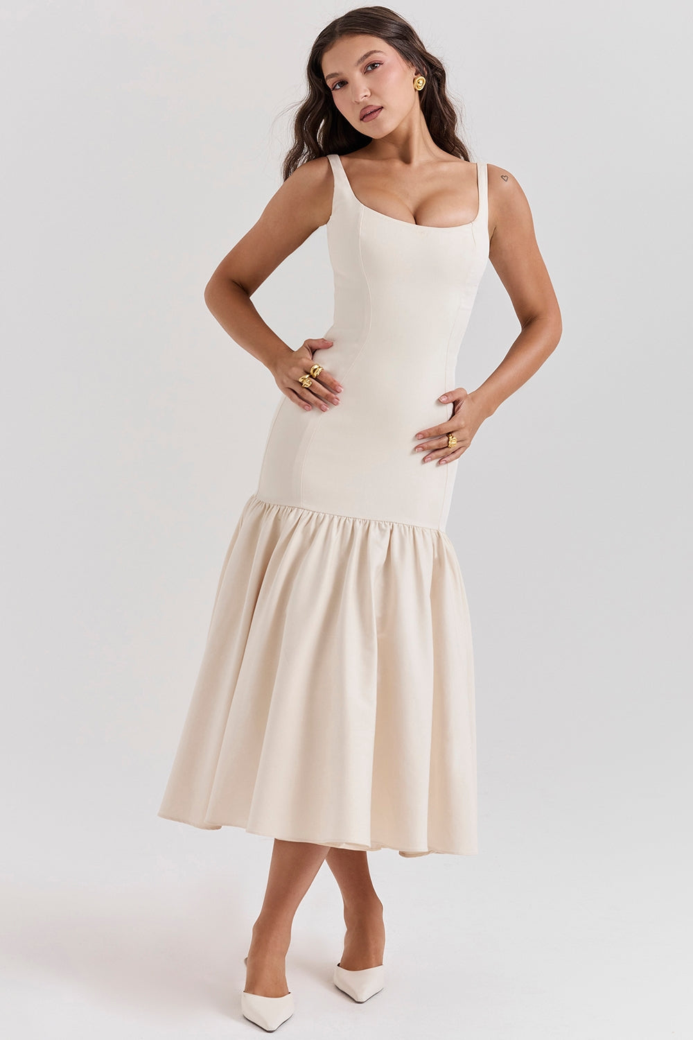 Vestido de Festa Midi Estruturado com Corpete Justo e Saia Balonê Escultural – Rouge VIEUX OFICIAL