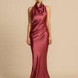 Vestido de Festa Longo de Cetim com Costas Nuas e Decote Frente Única – Gaia