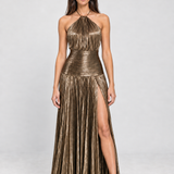 Vestido longo plissado metalizado Athenée ouro envelhecido com modelo padrão VIEUX – vista frontal