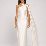 Vestido longo de festa acetinado de um ombro com capa – Azalaïs – off white frontal
