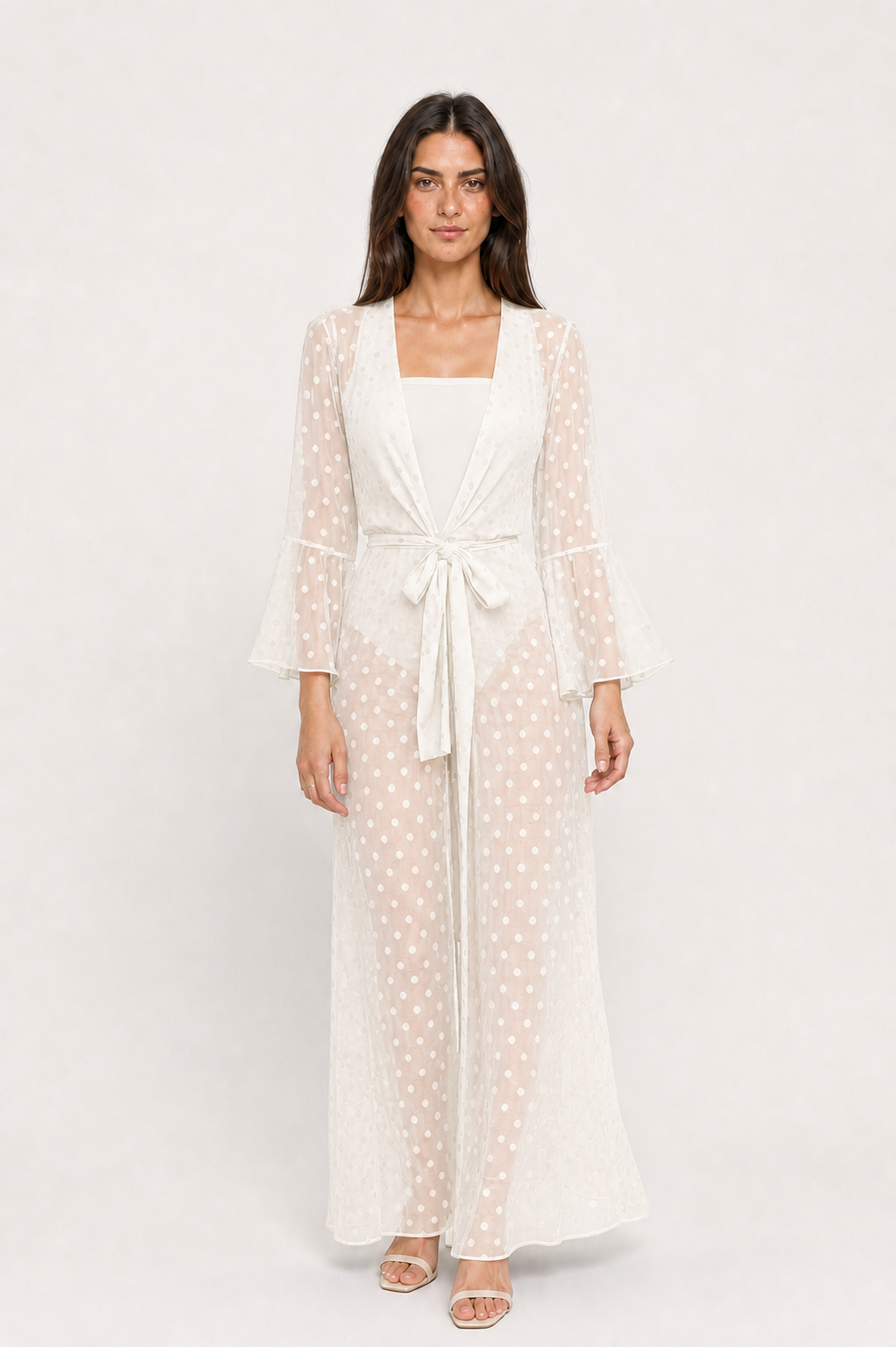 Kimono longo feminino off-white com poás e manga flare – Bérengère – vista frontal