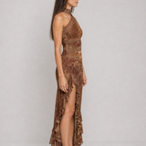 Vestido longo estampado de um ombro só com fenda – Eudoxie – marrom 03 lateral