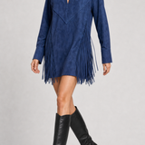 Vestido Curto Feminino Boho Chic de Suede com Franjas e Manga Longa – Fauve