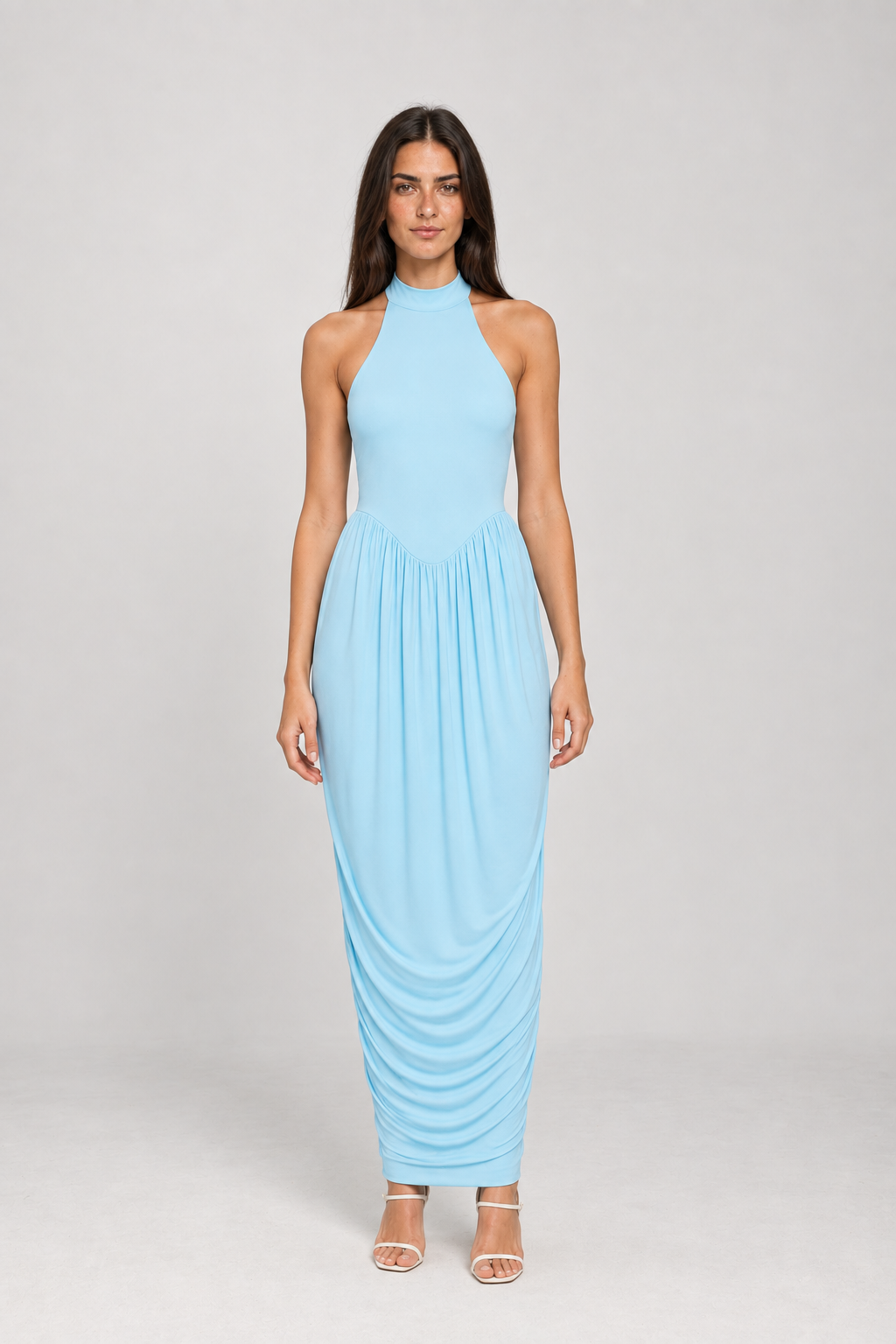 Modelo Primavera VIEUX com Liesel azul, vista frontal