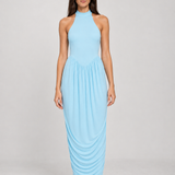 Modelo Primavera VIEUX com Liesel azul, vista frontal