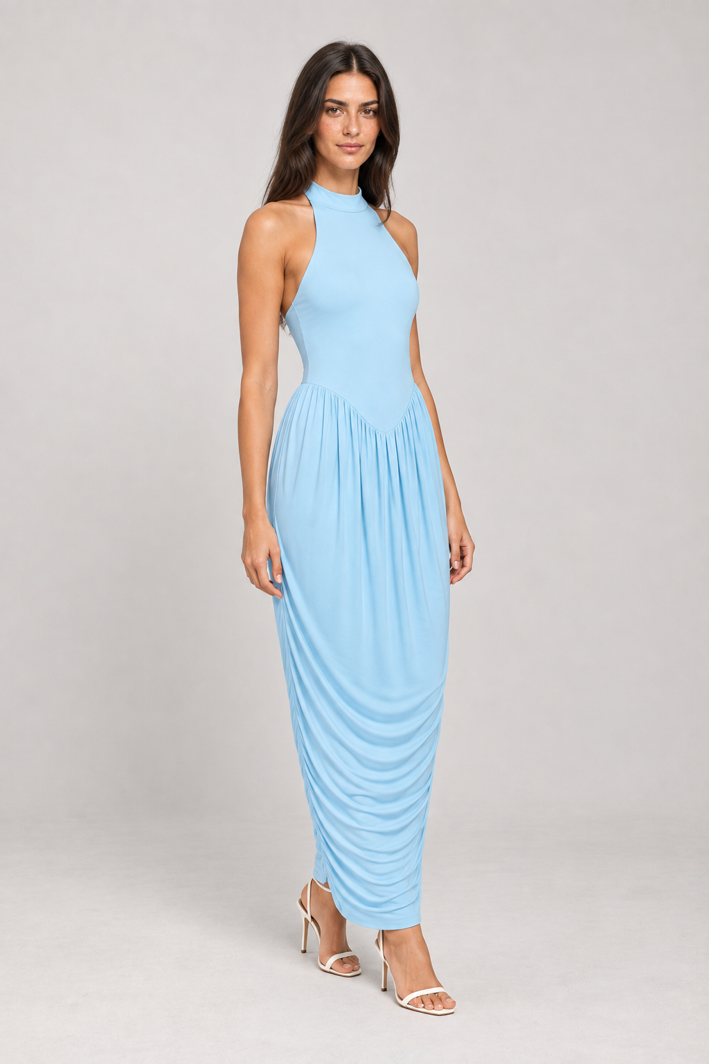 Modelo Primavera VIEUX com Liesel azul, vista em três quartos