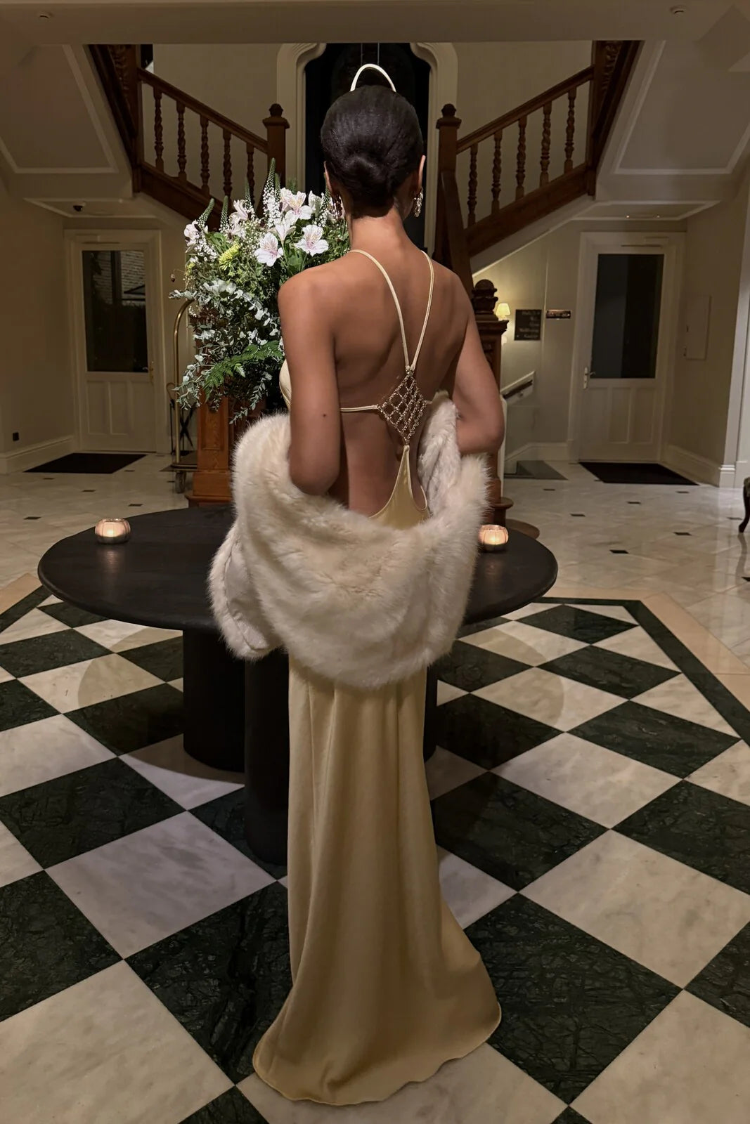 Vestido longo de festa acetinado com costas nuas Aveline VIEUX OFICIAL – imagem 6