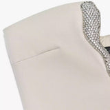 Vestido Curto Feminino Tomara que Caia Alfaiataria com Decote Jóia Strass – Fiorella