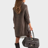Conjunto feminino Apolline com suéter e vestido – imagem original 6
