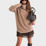 Conjunto feminino Apolline com suéter e vestido – imagem original 8