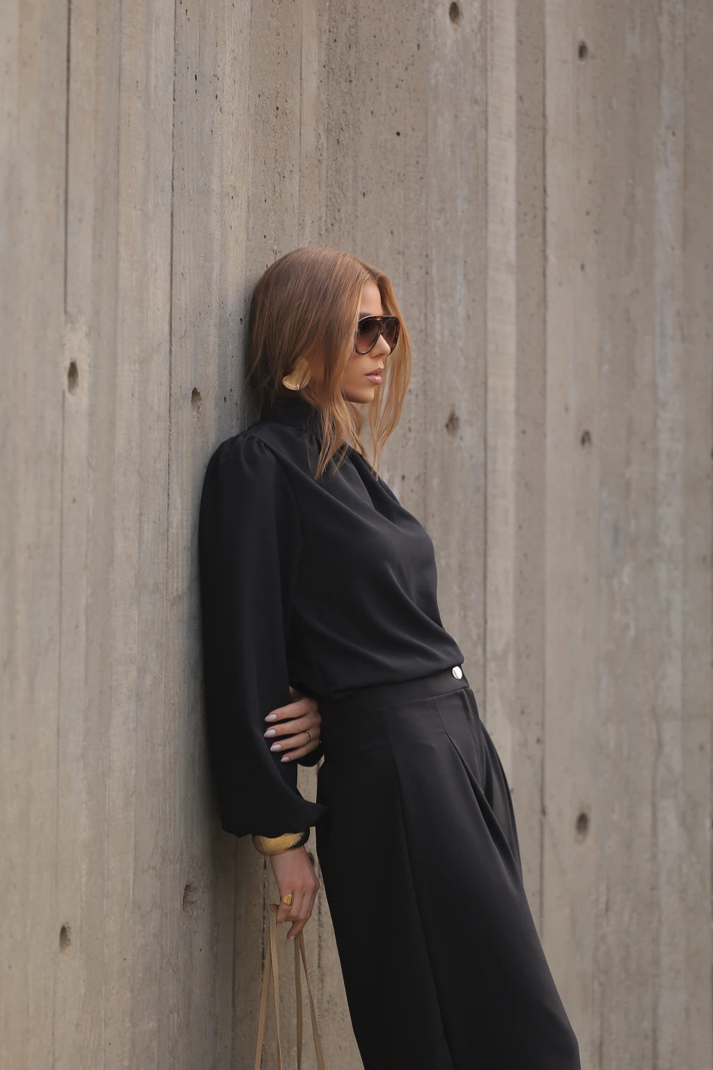 Blusa Feminina de Alfaiataria com Mangas Bufantes – Bérangère | VIEUX | preto | imagem 2