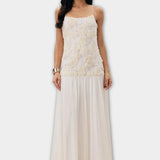 Vestido Longo Eulalie branco com flores 3D – vista frontal