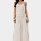 Vestido longo Eulalie branco com flores 3D – imagem original 1