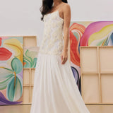 Vestido longo Eulalie branco com flores 3D – imagem original 5