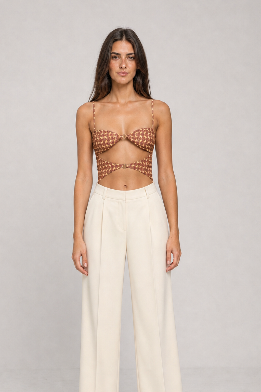 Body Hermine estampado na modelo VIEUX – editorial frontal dos recortes