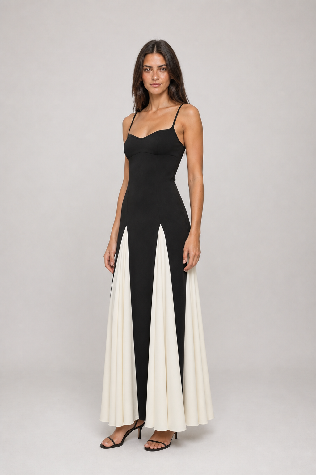 Vestido Longo Preto e Off-White Pétronille VIEUX – vista diagonal