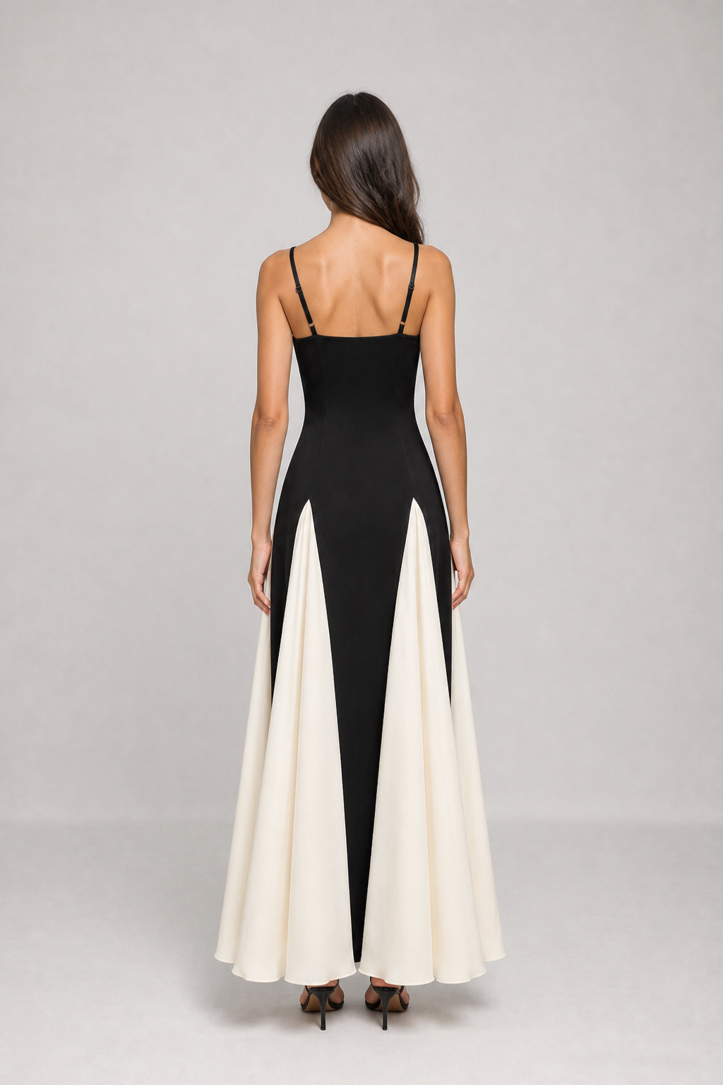 Vestido Longo Preto e Off-White Pétronille VIEUX – vista posterior