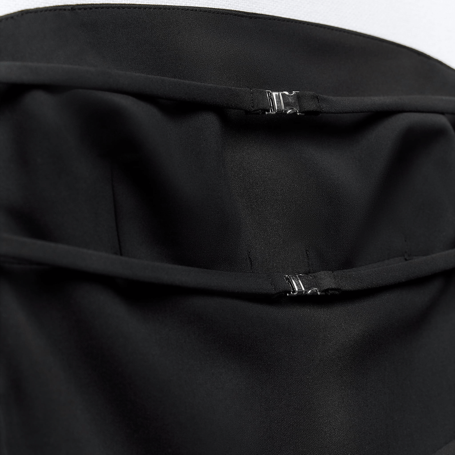 Top Tomara que Caia Preto com Tiras nas Costas – Helene - VIEUX OFICIAL